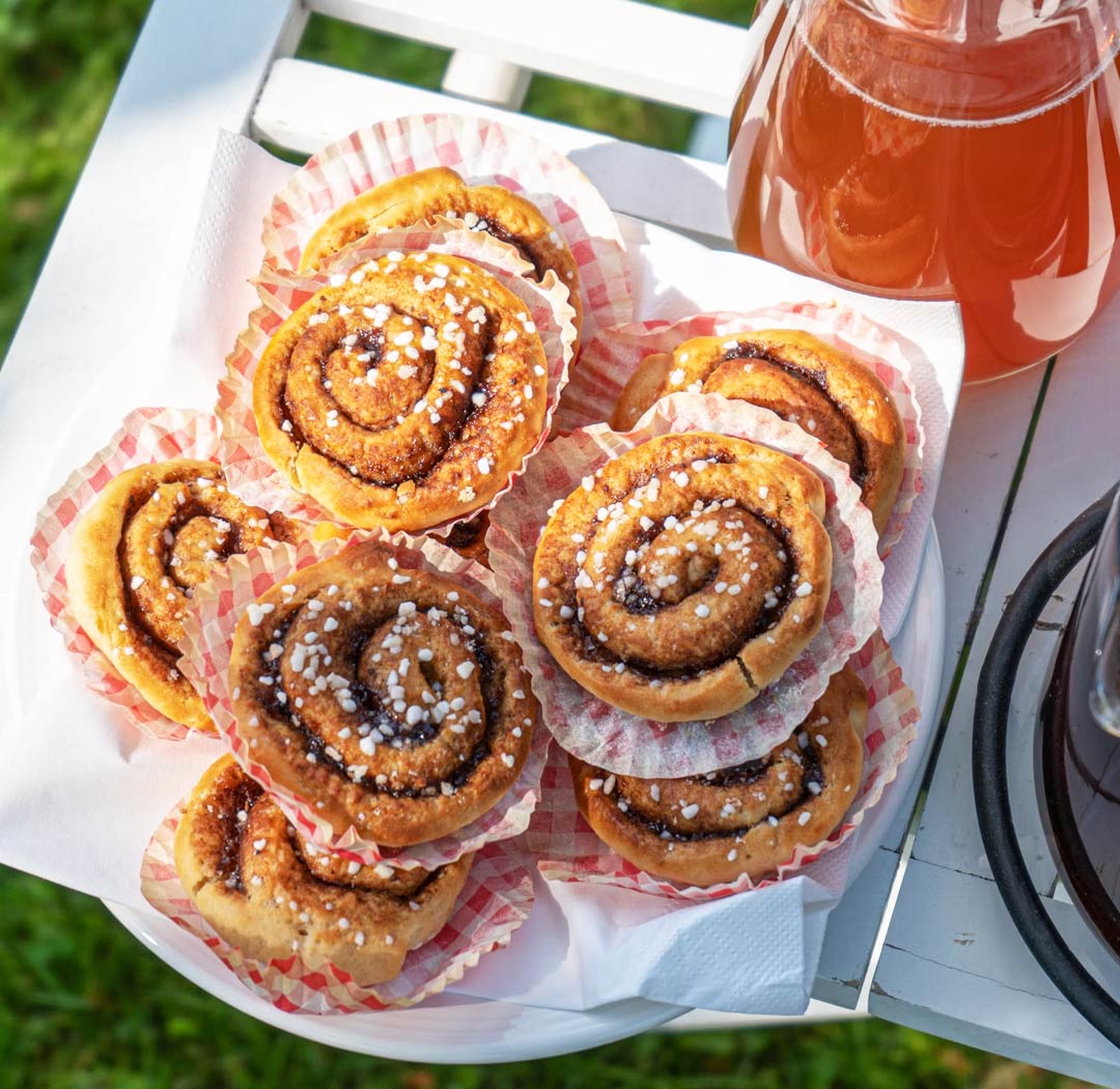 Delicious vegan puff pastry tarts
